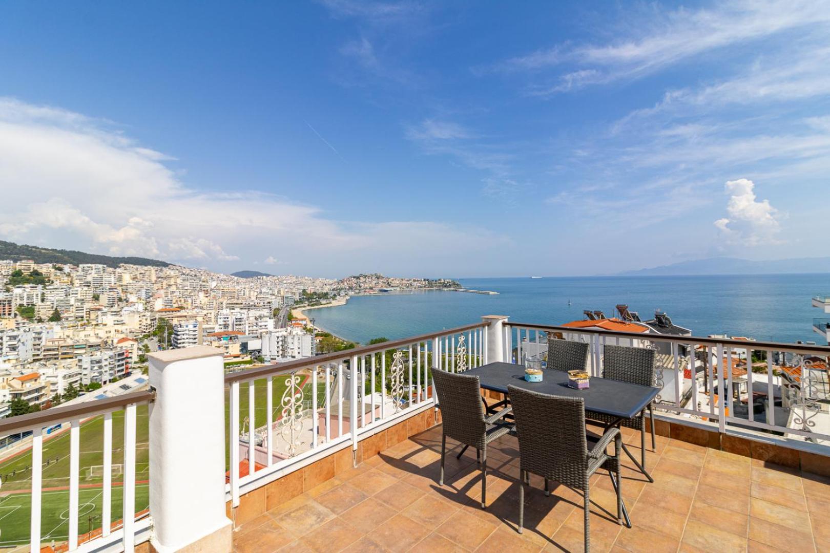 Apartmán Finas Penthouse,Private Terrace,Great View,Mins From Sea Kavala Exteriér fotografie